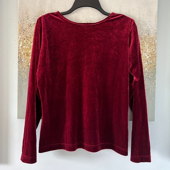 🇨🇦 The Work Velvet Top (NWOT) - Picture 8 of 10